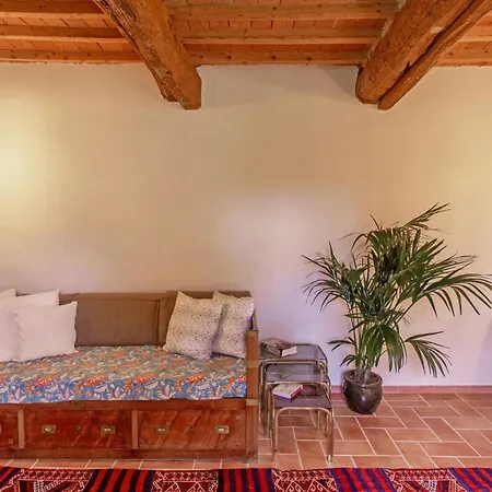 Con Piscina E Giardino - Lavanda Apartment *