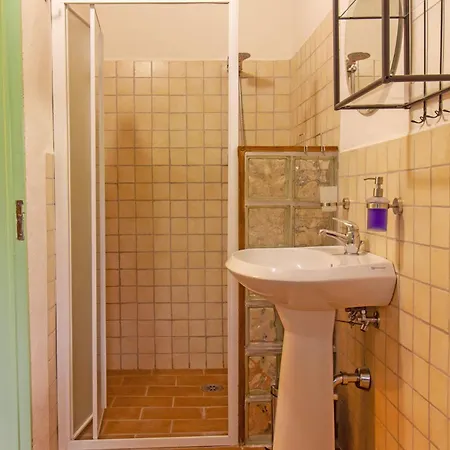 Con Piscina E Giardino - Lavanda Apartment *